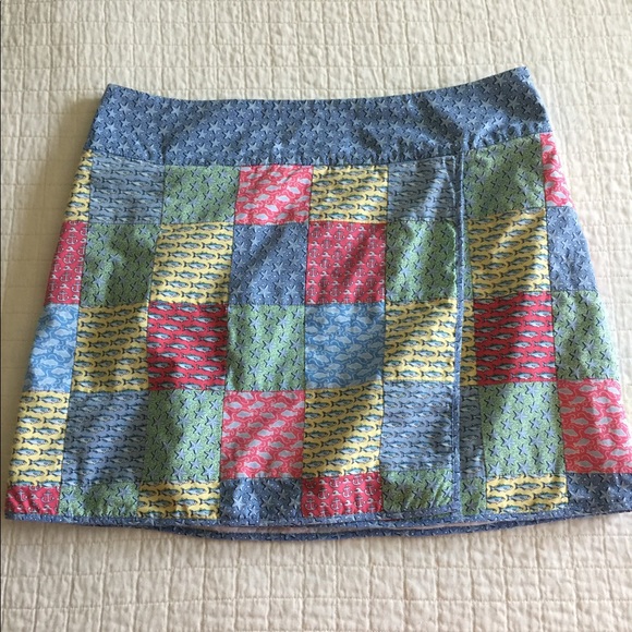 Vineyard Vines Dresses & Skirts - Vineyard Vines patchwork faux wrap skirt sea motif